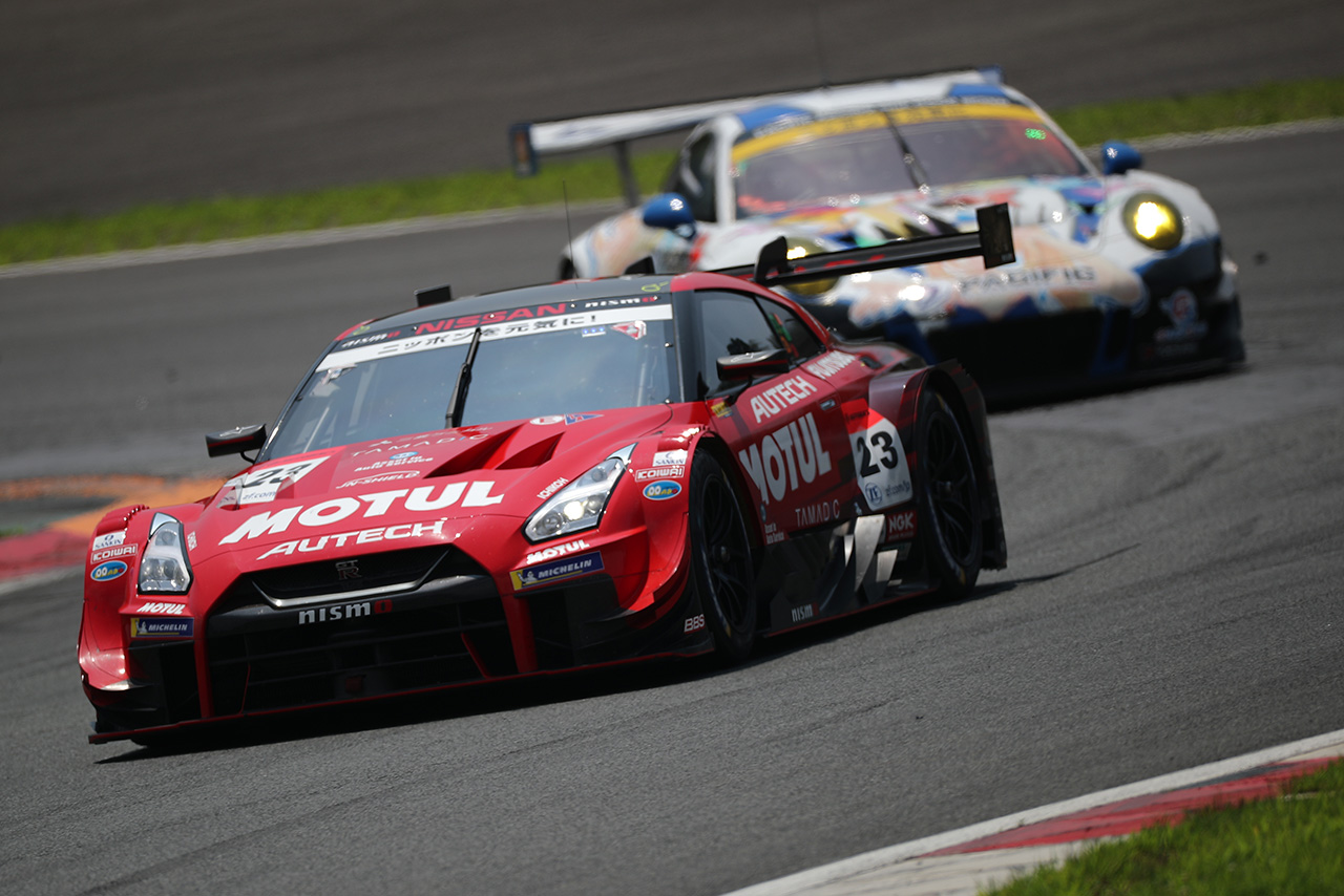 MOTUL AUTECH GT-R、PACIFIC MIRAI AKARI NAC PORSCHE