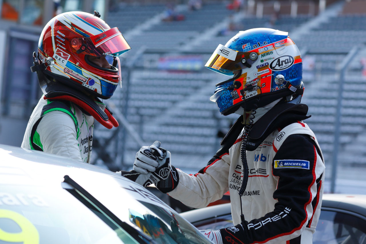 #31 上村優太(左)、#19 笹原右京(右)