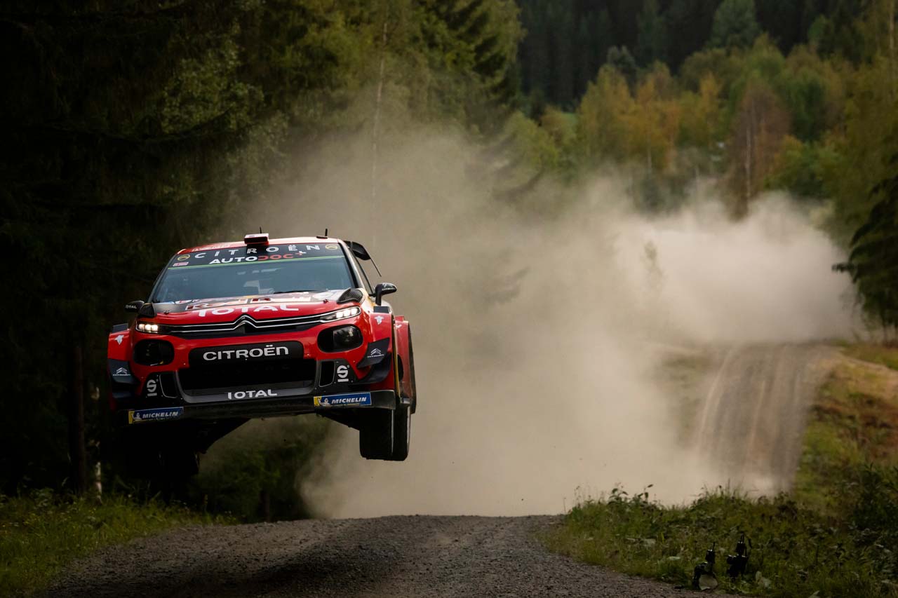 総合2番手から逆転優勝を狙うエサペッカ・ラッピ（シトロエンC3 WRC）