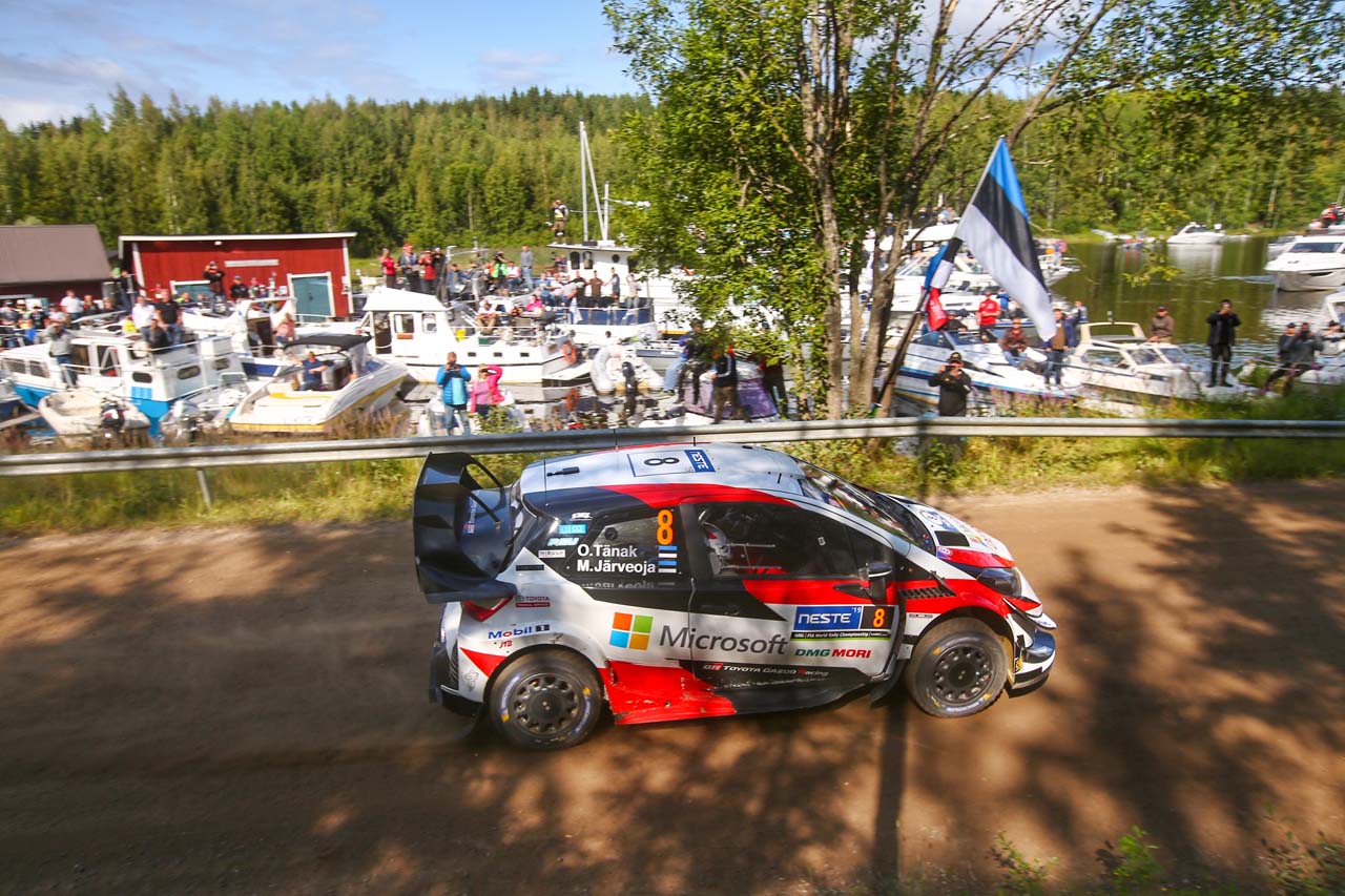 総合首位につけるオット・タナク（トヨタ・ヤリスWRC）