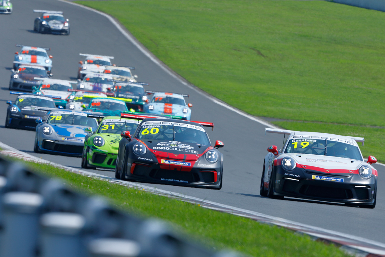 ポルシェカレラカップジャパン2019 第10戦富士　スタートシーン