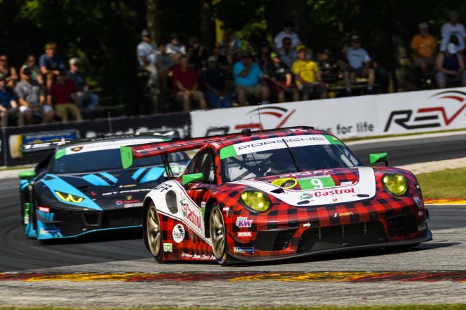 9号車ポルシェ911 GT3 Rと48号車ランボルギーニ・ウラカンGT3