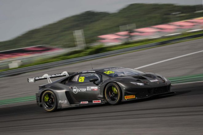 128号車ランボルギーニ・ウラカンGT3 Evo