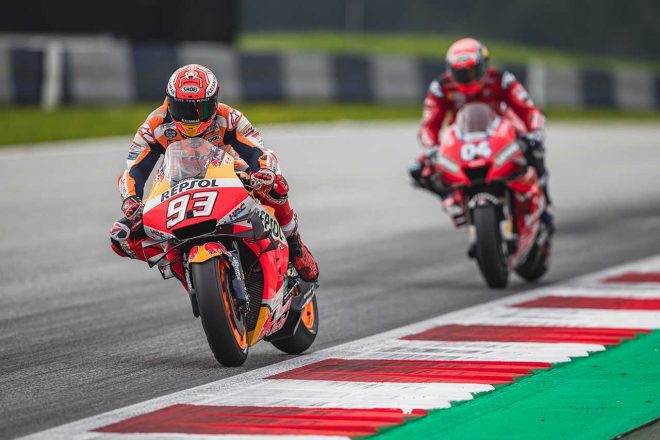 マルケスとドヴィツィオーゾのドッグファイトは最終ラップまで続くことになる