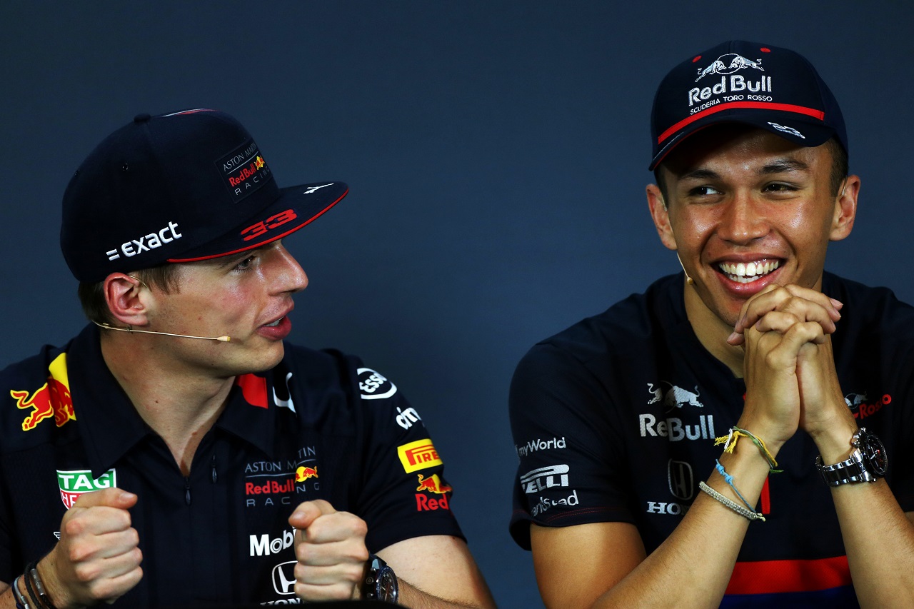 マックス・フェルスタッペン（レッドブル・ホンダ）とアレクサンダー・アルボン（トロロッソ・ホンダ）