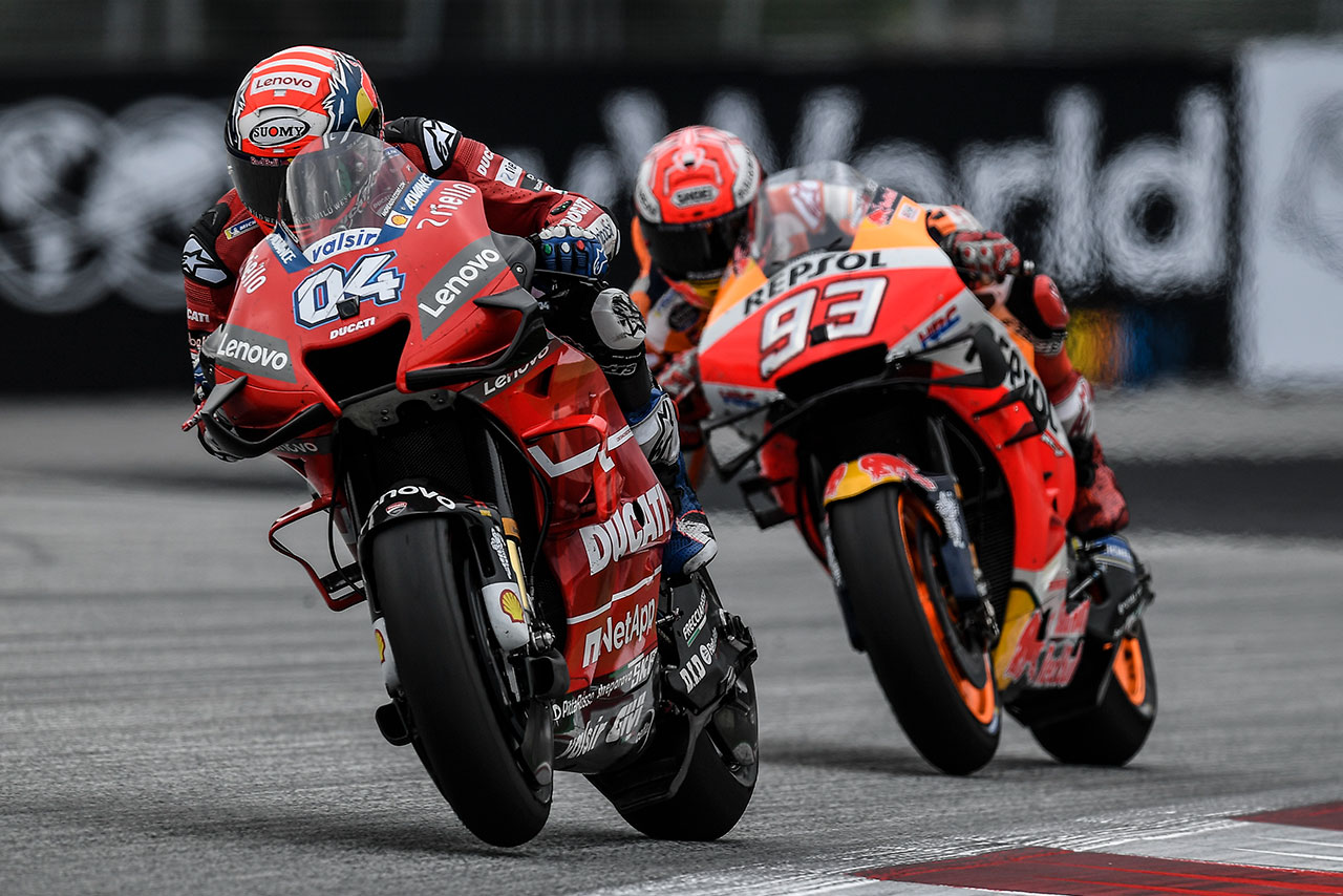 0.213秒差の超僅差で決着したドヴィツィオーゾとマルケスのバトル