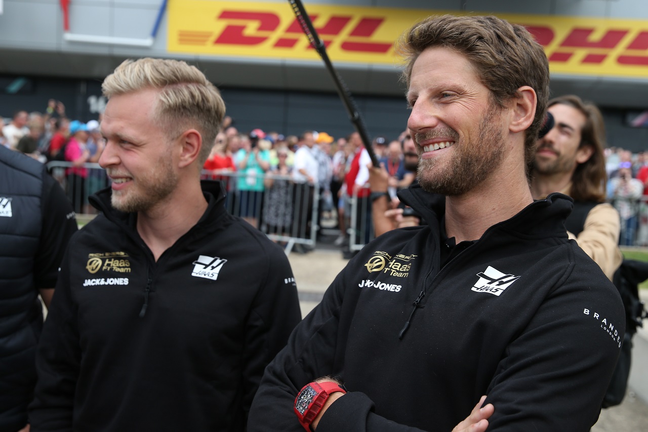 ケビン・マグヌッセンとロマン・グロージャン（ハース）