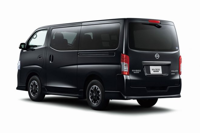 ニッサンNV350キャラバン プレミアムGX アーバンクロム(オプション装備者)/エクステリア・リヤ&サイド
