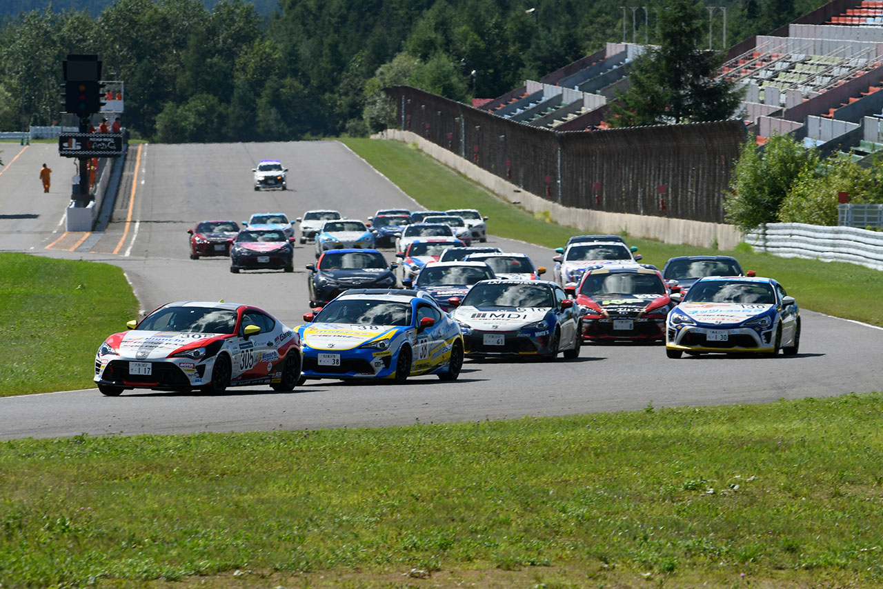 86／BRZ第6戦十勝 クラブマンEX／OPレーススタート