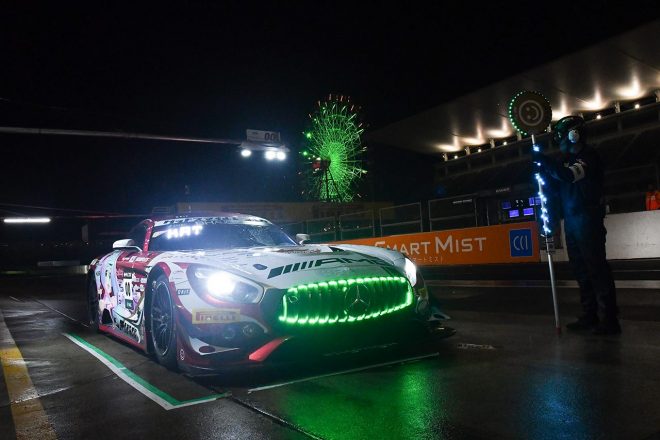 メルセデスAMG・チーム・グッドスマイルの00号車メルセデスAMG GT3