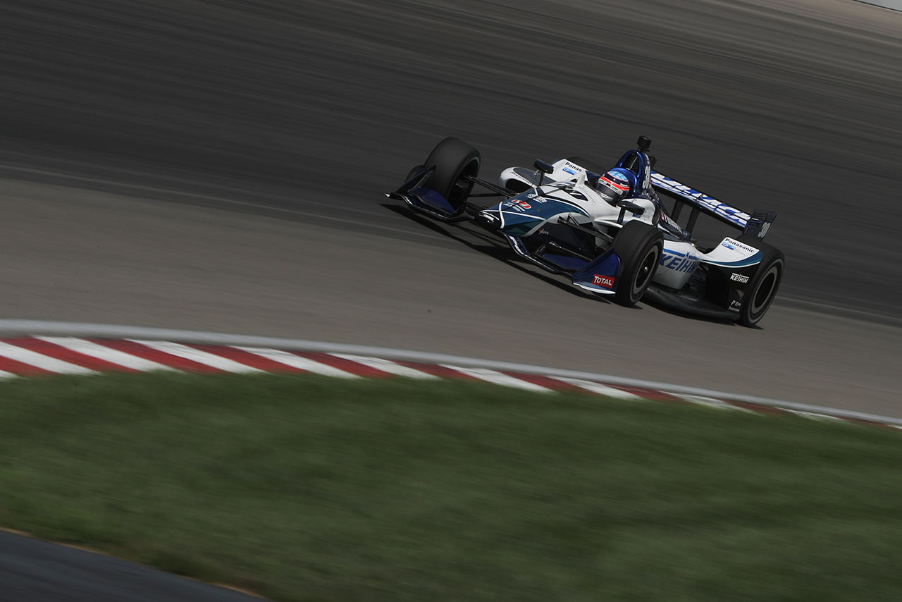 予選5番手を獲得した佐藤琢磨（レイホール・レターマン・ラニガン・レーシング）