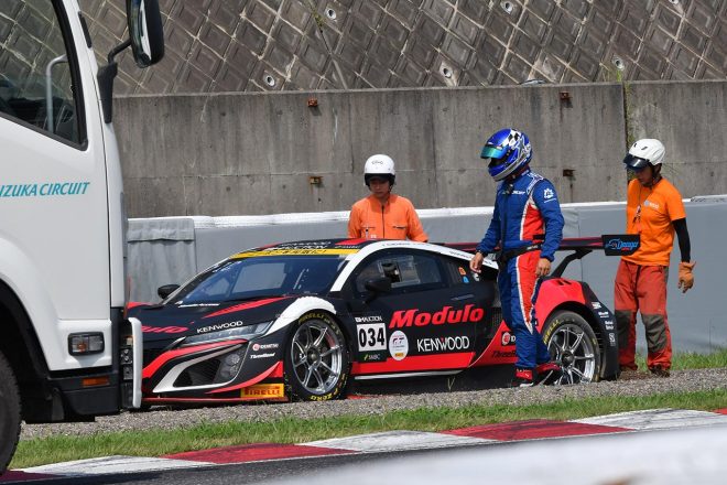 S字でスピンを喫したModulo Drago CORSEの034号車ホンダNSX GT3