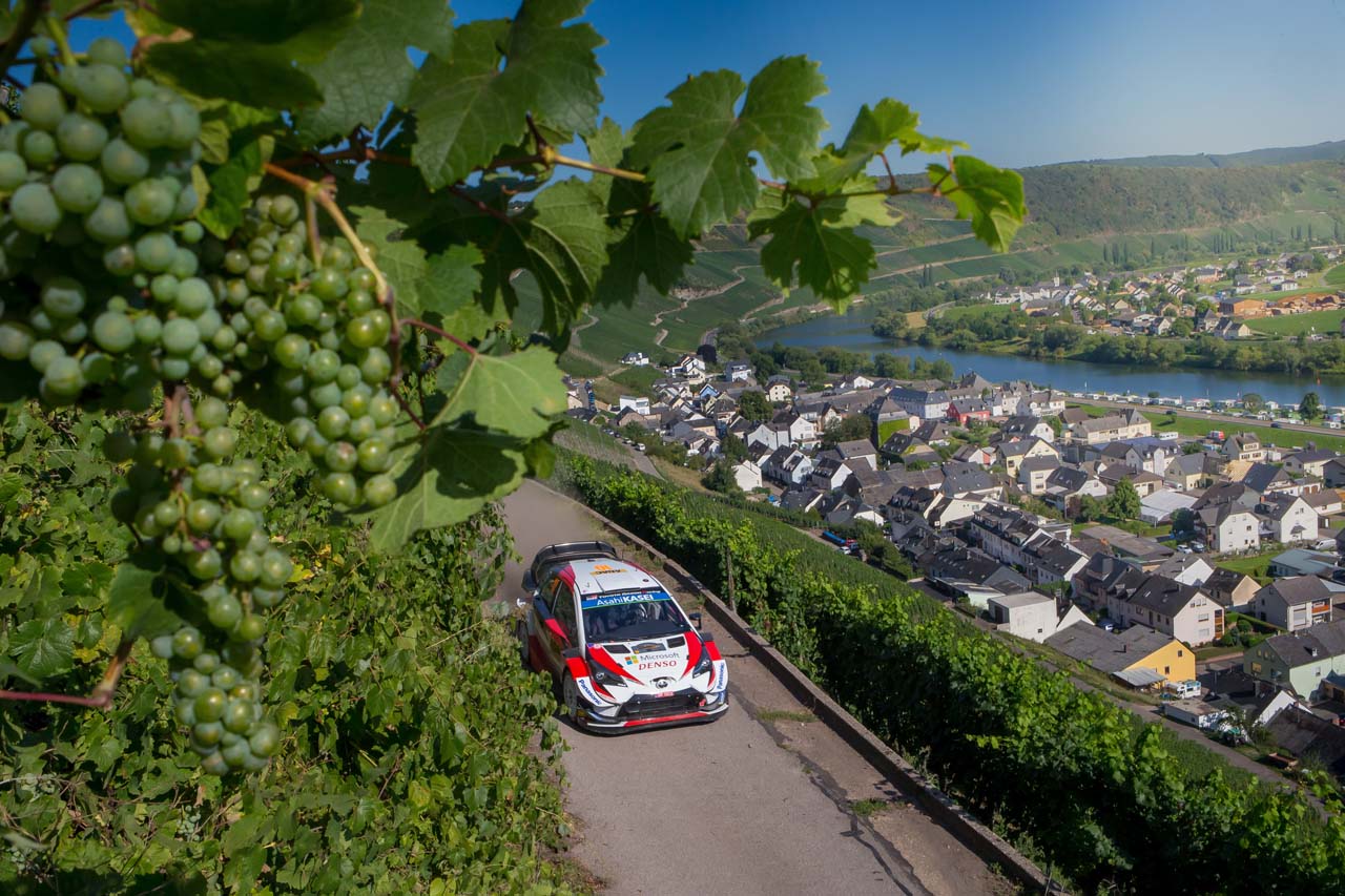 ヤリ-マティ・ラトバラ（トヨタ・ヤリスWRC）