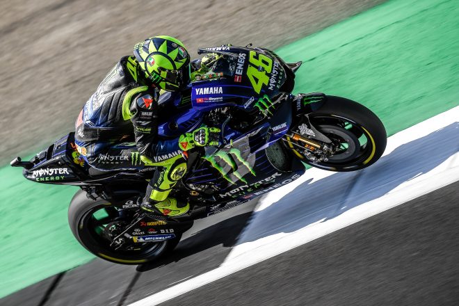 トラックリミット超過の判定が取り消され、4番手にポジションを回復したロッシ