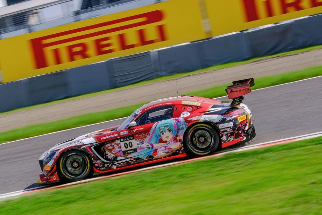 メルセデスAMG・チーム・グッドスマイルの00号車メルセデスAMG GT3