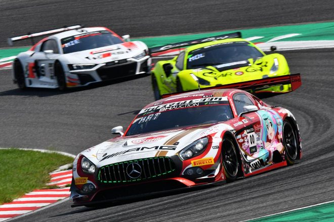 メルセデスAMG・チーム・グッドスマイルの00号車メルセデスAMG GT3