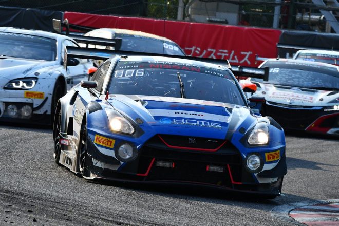 鈴鹿10時間で上位陣と互角のバトルを展開し、6位に食い込んだKCMGの35号車ニッサンGT-RニスモGT3