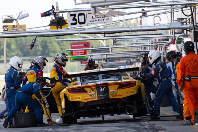 チーム・アップガレージはNSX GT3勢のなかでも最高位となる14位でフィニッシュ。SGT賞とアジア賞で表彰台に立った。