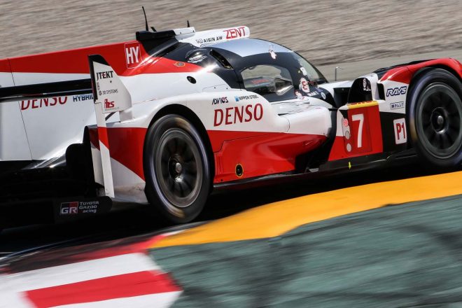 カタロニア・サーキットで初披露された新型トヨタTS050ハイブリッド