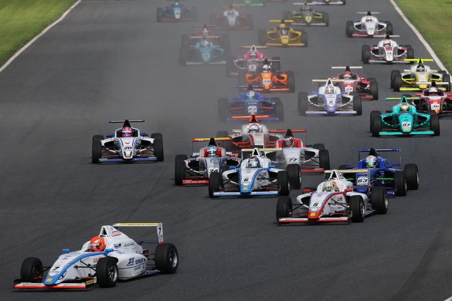 2019FIA-F4選手権 第10戦オートポリス スタートシーン
