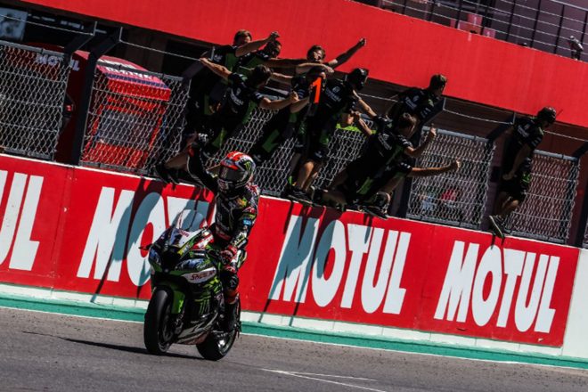 ポルトガルのレース1をポール・トゥ・ウインで飾ったレイ