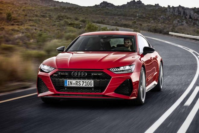 アウディRS 7 Sportback／走行イメージ、フロント