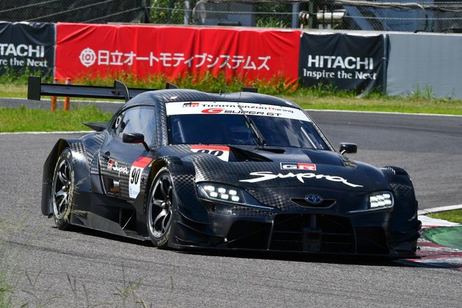 鈴鹿サーキットでシェイクダウンをこなしたトヨタGRスープラ