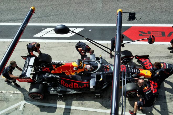 フェルスタッペンさんはノーパワーによって予選Q1敗退