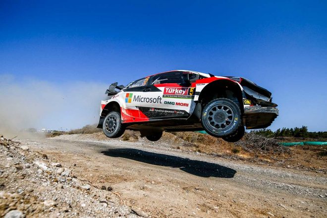 2019年のラリー・トルコ競技3日目、総合7番手につけたクリス・ミーク（トヨタ・ヤリスWRC）