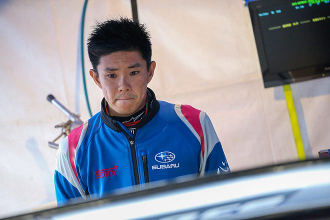 2019年スーパーGT第7戦SUGO、GT300クラスのポールポジションを獲得したSUBARU BRZ R＆D SPORTの井口卓人