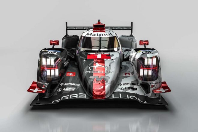 新しいリバリーをまとったレベリオンR13・ギブソン