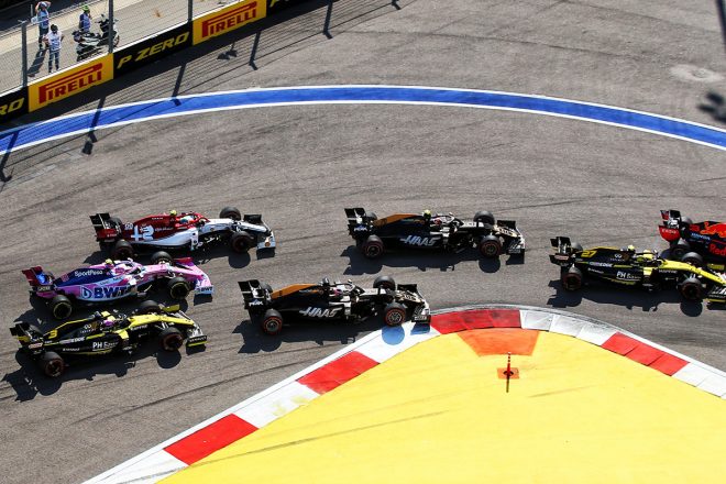 2019年F1第16戦ロシアGP決勝スタートシーン