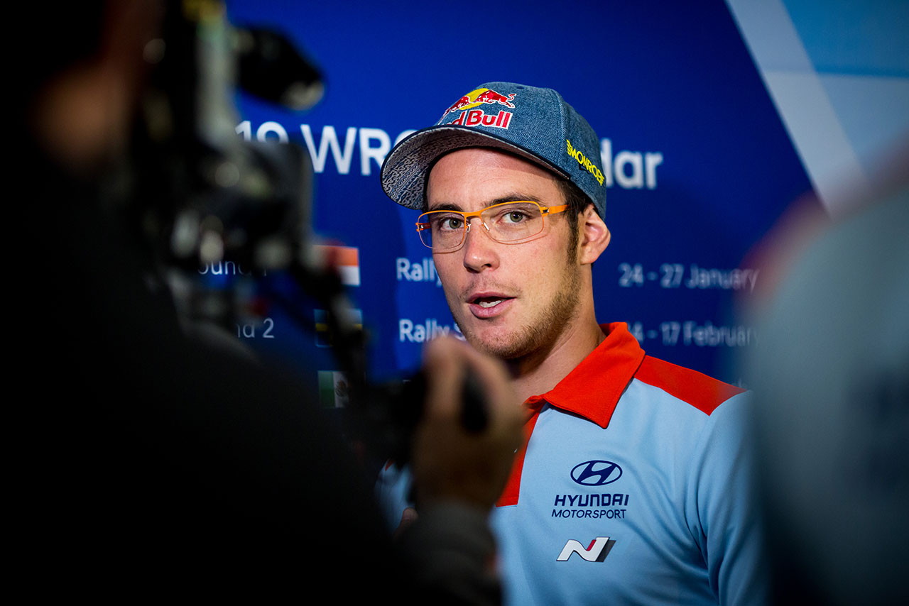 ドライバーズランキング3位で2019年のWRC第12戦ラリーGBに臨むティエリー・ヌービル（ヒュンダイi20クーペWRC）