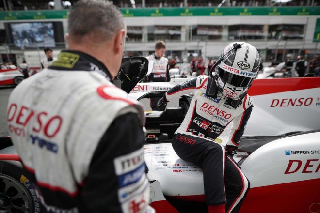 7号車トヨタをドライブした小林可夢偉