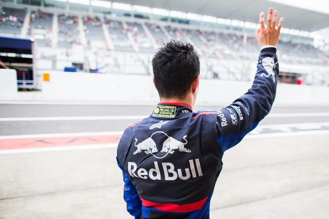 2019年F1第17戦日本GP　フリー走行1回目に出走した山本尚貴（トロロッソ・ホンダ）