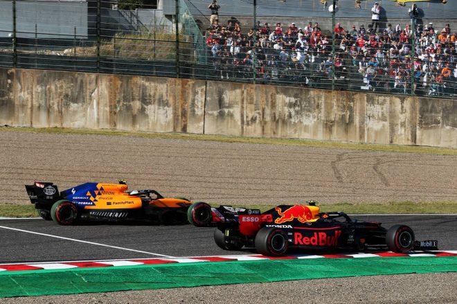 2019年F1第17戦日本GP　ランド・ノリスと接触したアレクサンダー・アルボン
