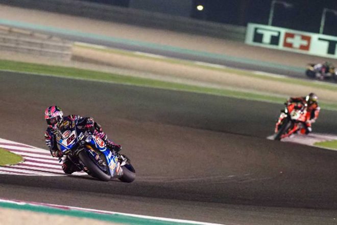 ロウズは終盤にデイビスに交わされて3番手に後退