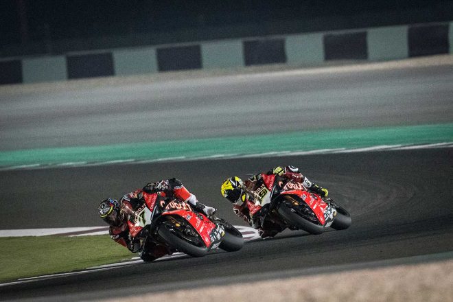 バウティスタは終盤、デイビスに交わされ3番手に後退