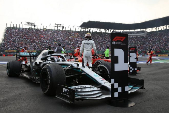 2019年F1第18戦メキシコGP決勝　ルイス・ハミルトン（メルセデス）が優勝を飾る