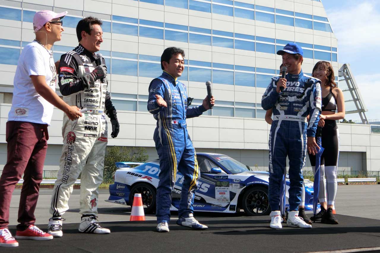 『SPECIAL SHOW produced by ピストン西沢』に登場したD1ドライバーたち