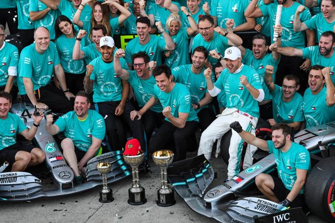 2019年F1第17戦日本GPでコンストラクターズ6連覇を達成したメルセデス