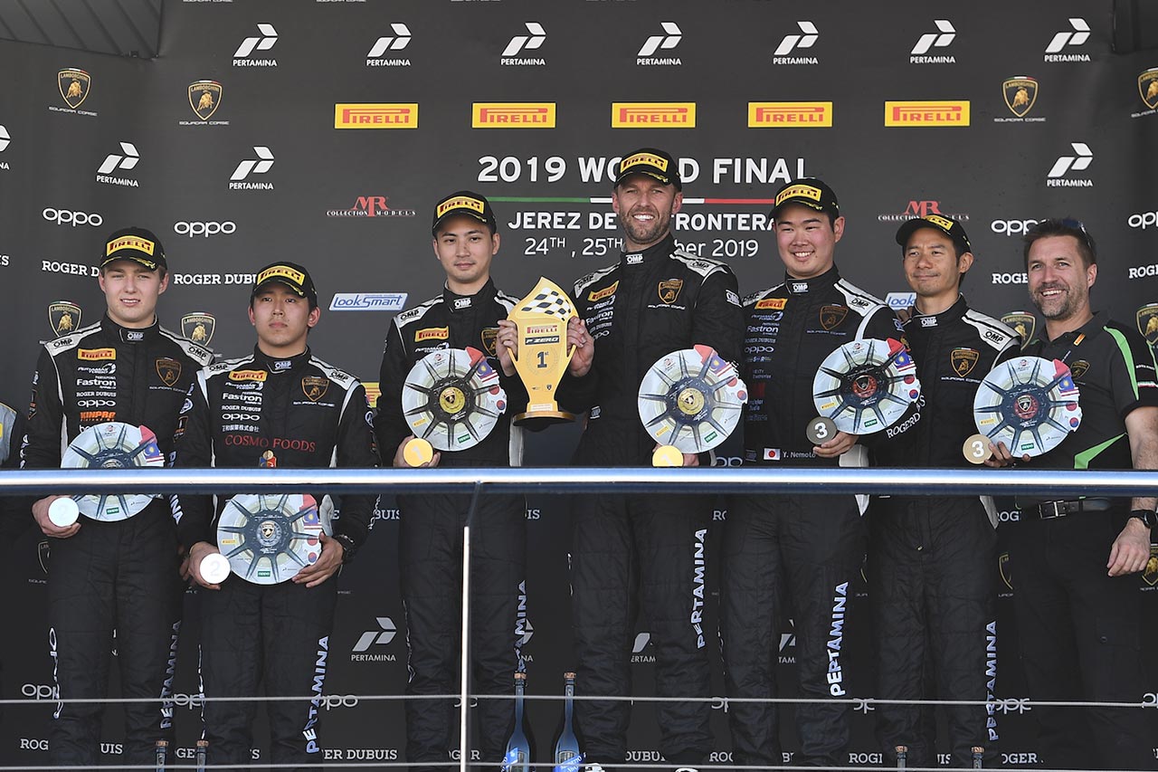 ランボルギーニ・スーパートロフェオ・アジアのファイナルでの表彰台