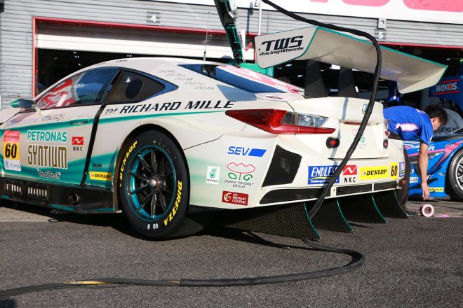 SYNTIUM LMcorsa RC F GT3のリヤ