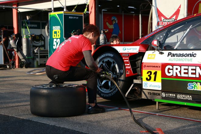 タイヤ交換練習