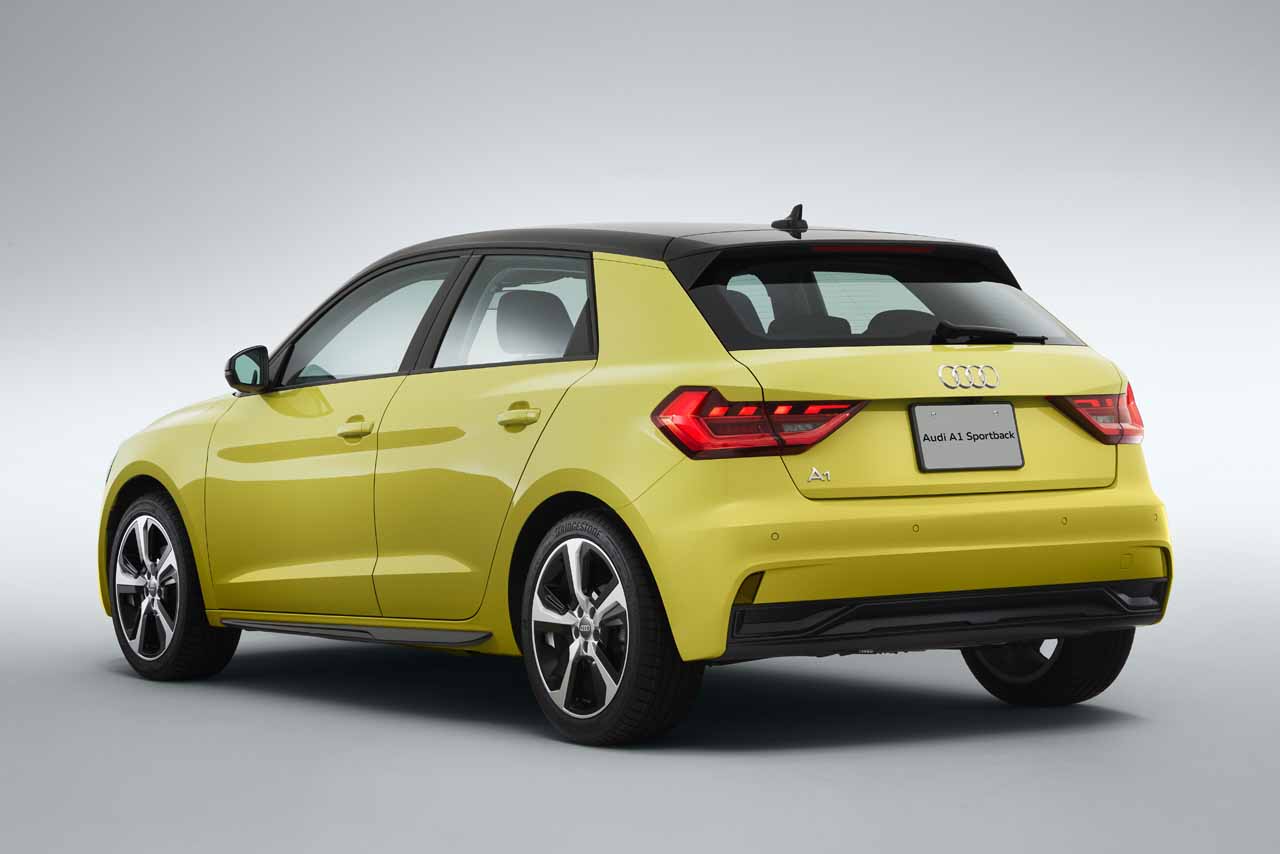 アウディA1 Sportback（リヤビュー）