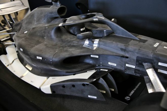 2019年F1第19戦アメリカGP　記者会見の場に用意された2021年のF1モデルカー