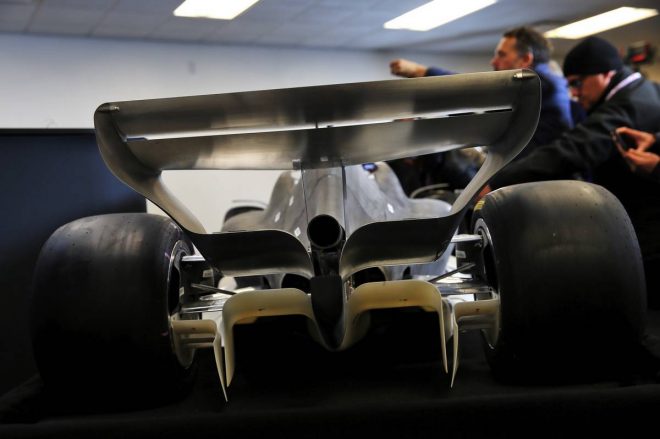 2019年F1第19戦アメリカGP　記者会見の場に用意された2021年のF1モデルカー