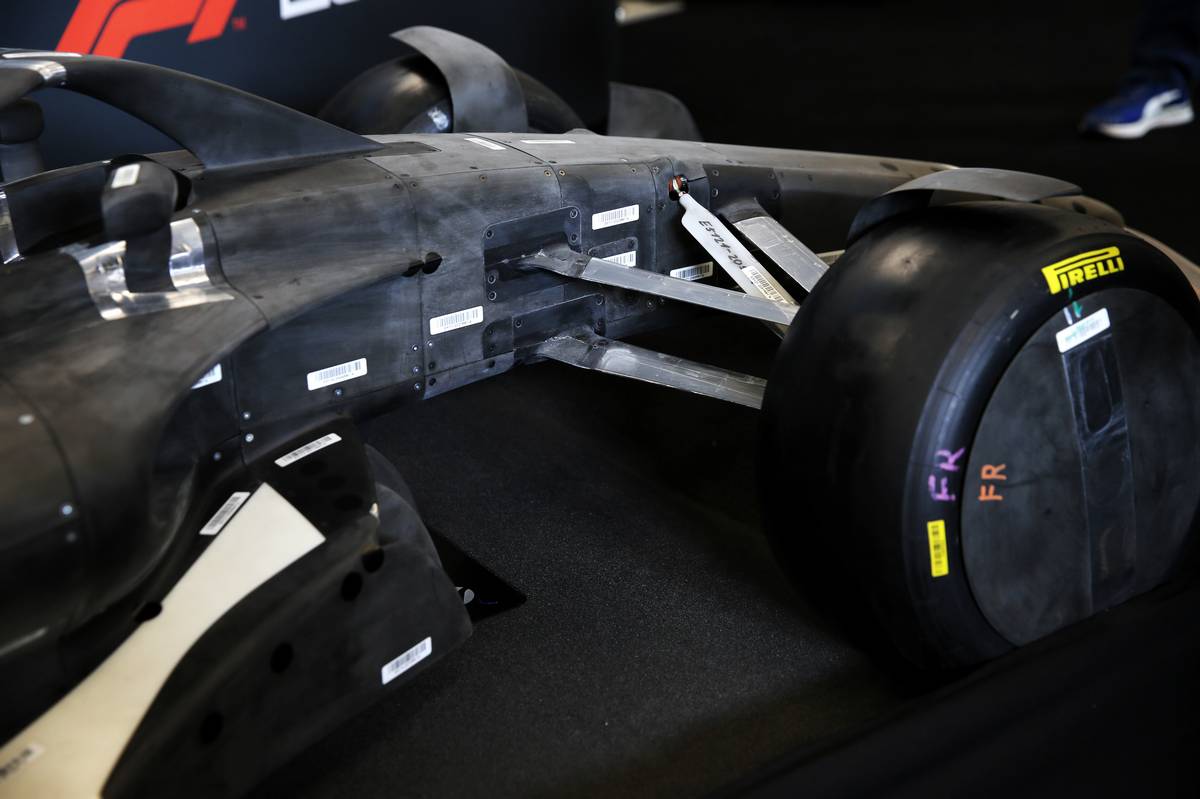2019年F1第19戦アメリカGP　記者会見の場に用意された2021年のF1モデルカー