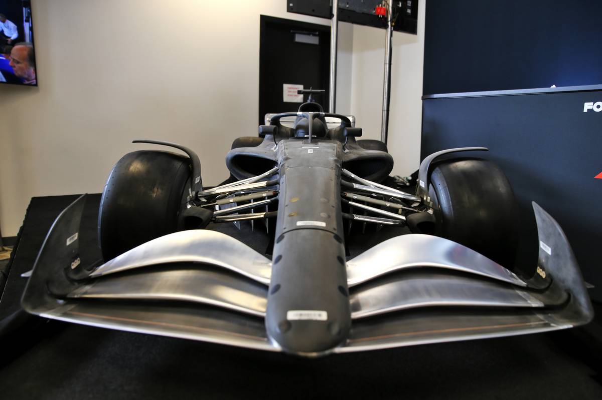 2019年F1第19戦アメリカGP　記者会見の場に用意された2021年のF1モデルカー