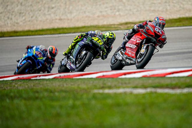 3番手争いを展開するドヴィツィオーゾ、ロッシ、リンス